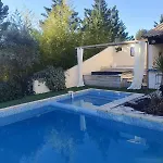 Chalet Insolite En Tonneau, Jacuzzi & Piscine Le Triadou