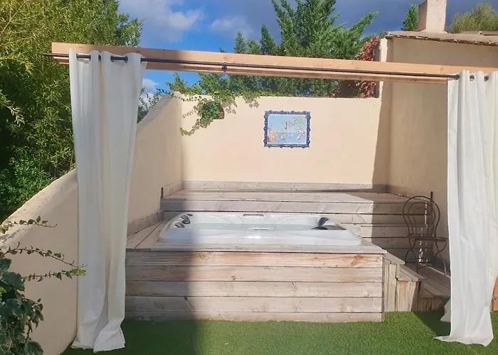 Insolite En Tonneau, Jacuzzi & Piscine
